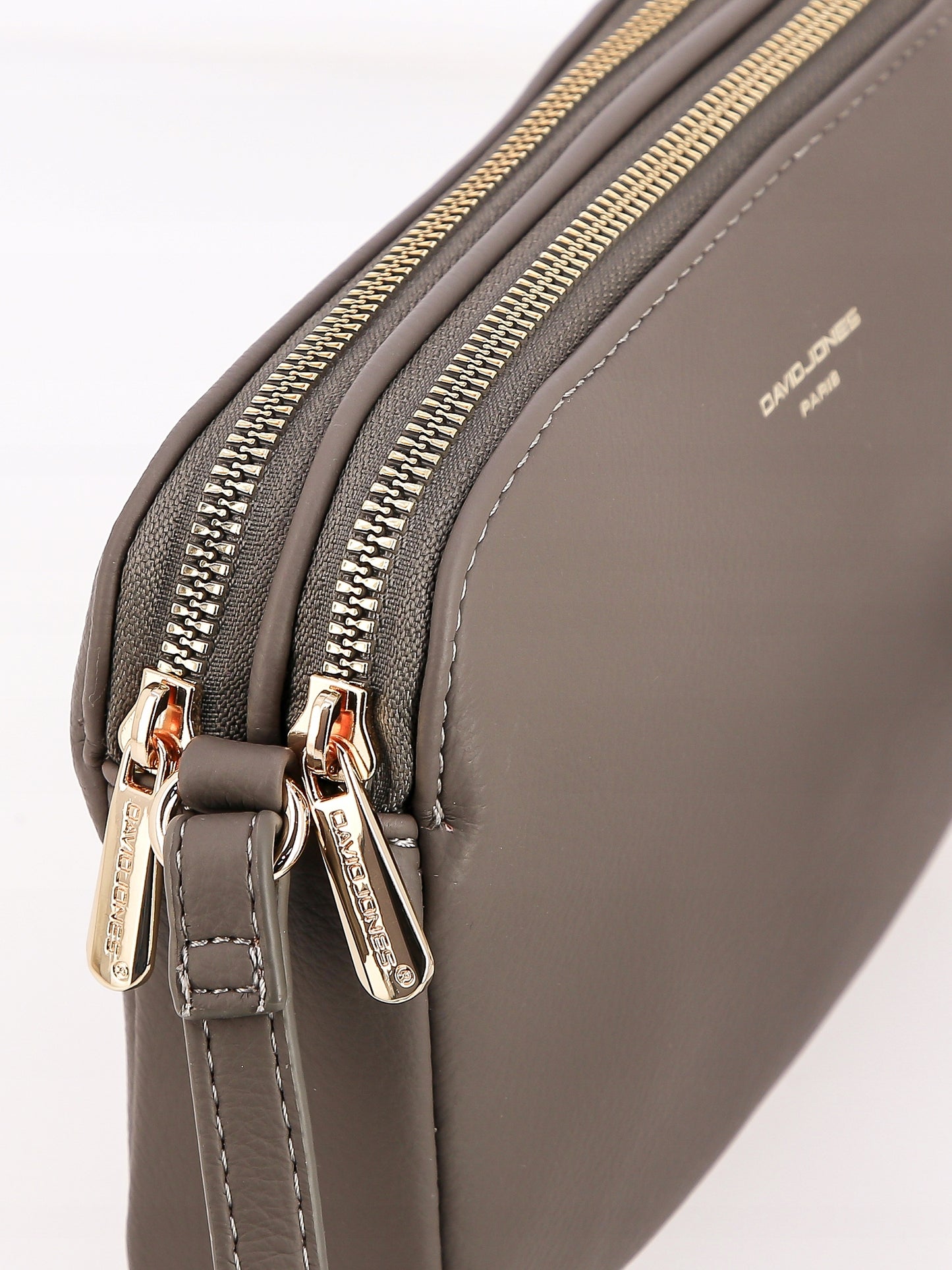 Torebka listonoszka damska David Jones skóra ekologiczna